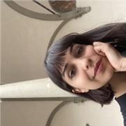 Futura maestra iscritta Formazione Primaria disponibile per ripetizioni elementari